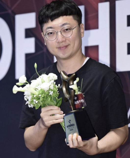 "청와대NO" 충주맨 제2의 '빠니보틀'되나..첫 게시물에 45만 돌파→100만은 시간문제 [핫피플]