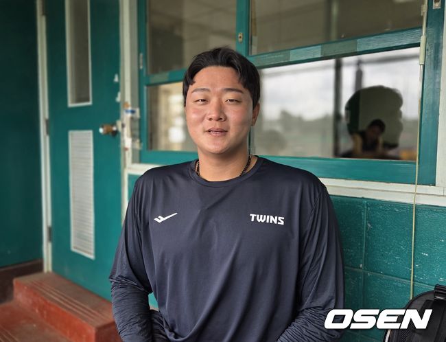 ‘안타-볼넷-2루타-볼넷’ 4출루 잠실 빅보이, 왜 마지막 땅볼 타구를 무척 아쉬워할까 [오!쎈 오키나와]