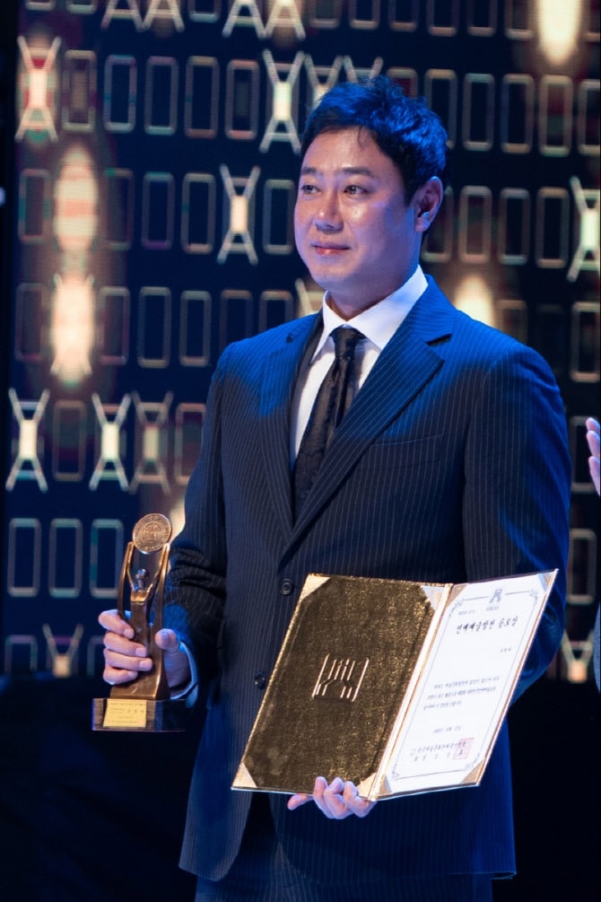 유병재 대표, 대한민국 연예예술상 예총 회장상 영예