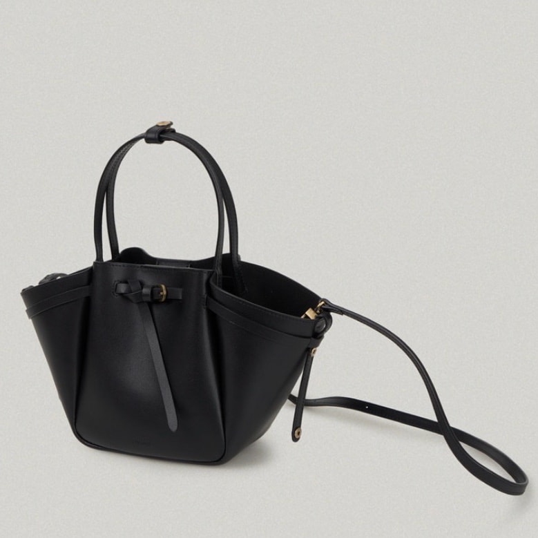 토트백  vs 숄더백