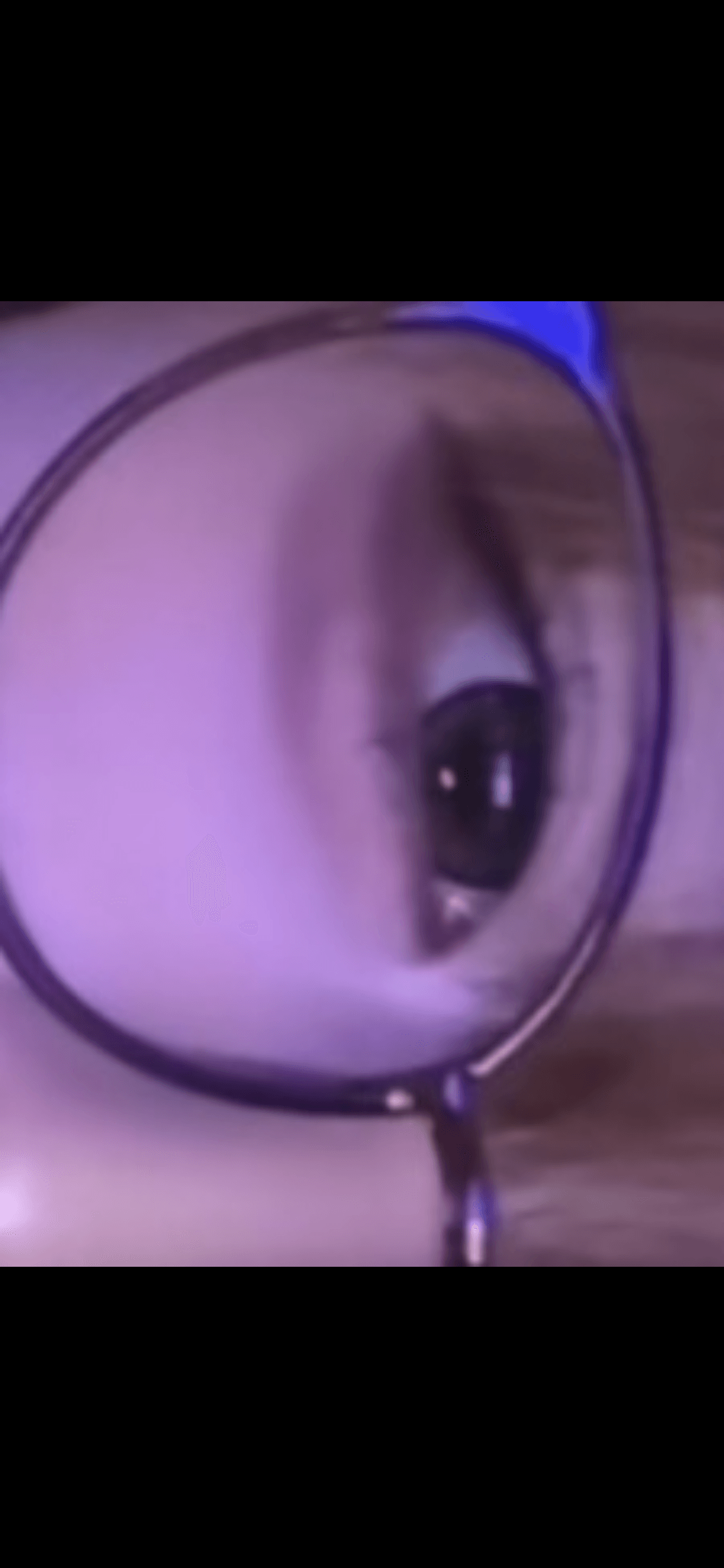 이런 진한 눈화장 특징 뭘까