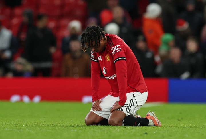 "몸도, 마음도 아직 어린 선수" 맨체스터 유나이티드 '20세 수비수'의 성장통...부상→부진 딛고 끝내 반등 준비