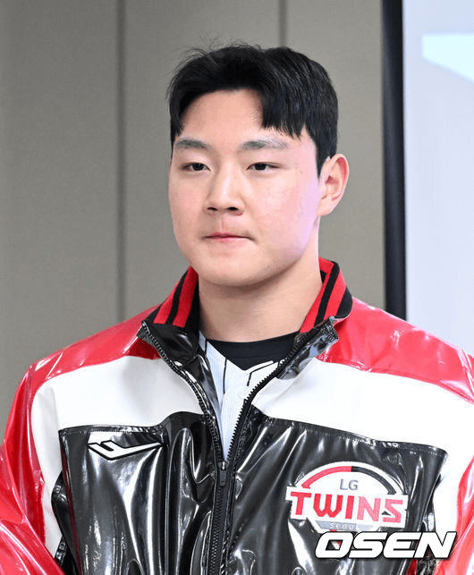 '150km는 기본' LG 초대형 신인, "다음엔 2이닝"...드디어 1군 데뷔 시나리오 나왔다