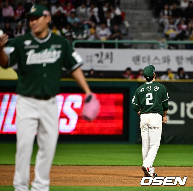 한 이닝 3실책 자멸→2이닝 11실점 대참사, 굿이라도 해야하나…8연패 탈출 기회가 허무하게 사라졌다