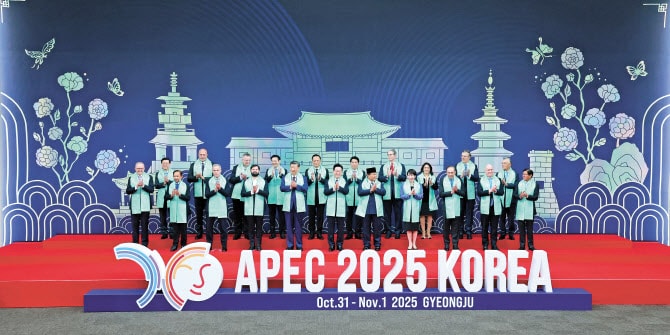 美, 다자주의 대신 패권 선택…호르무즈 갈등 풀 리더 안보여