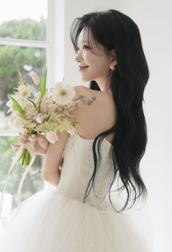 '故 최진실 딸' 최준희, 11세 연상 연인과 오늘 결혼