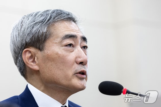 李대통령 신현송 한은 총재 임명안 재가…21일부터 4년 임기 시작